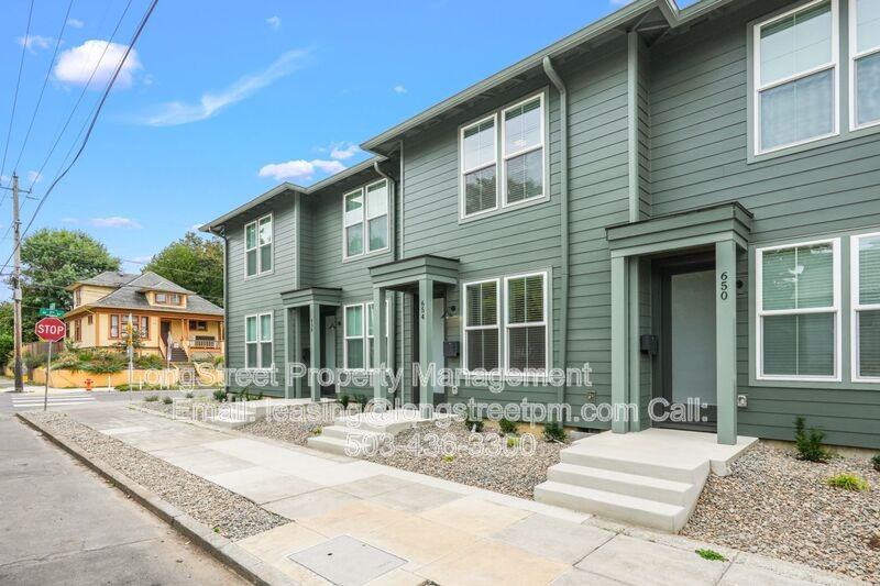 658 Ne Mason St - Photo 2 of 38