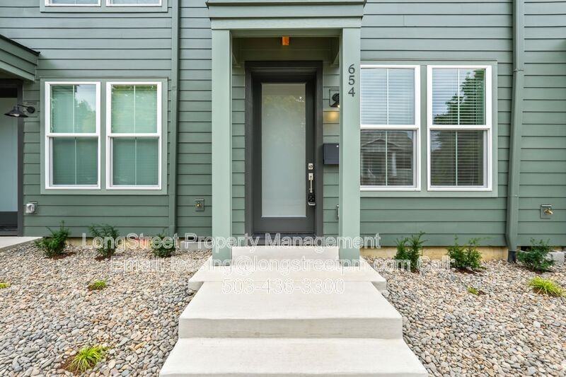 658 Ne Mason St - Photo 3 of 38