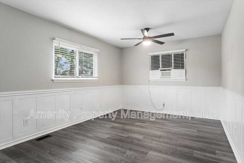 1214 Bethel Ave - Photo 6 of 26