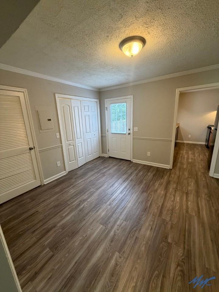 2558 Oak Hill Dr - Photo 7 of 21