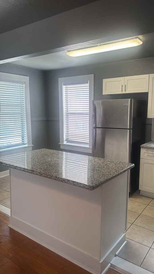 621 Laurel St #5 - Photo 2 of 6