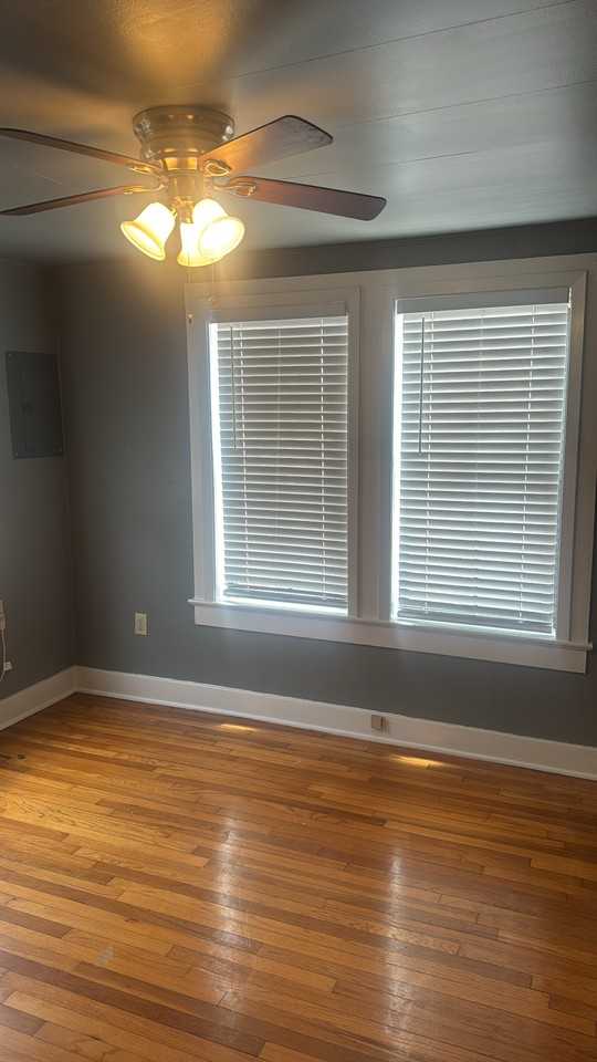 621 Laurel St #5 - Photo 5 of 6