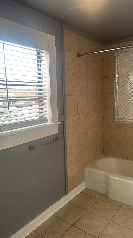 621 Laurel St #5 - Photo 6 of 6