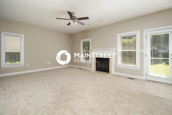 2828 Ed Reid St - Photo 4 of 22