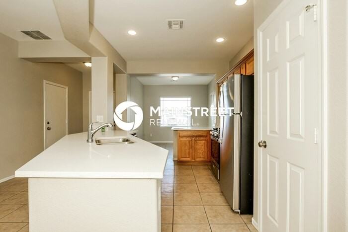 9255 W Berkeley Rd - Photo 7 of 16