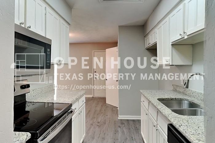 7149 Romford Way - Photo 7 of 20