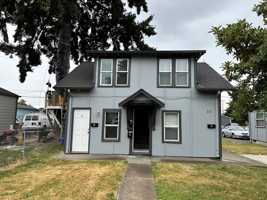 featured image of 306 20th Ave #A