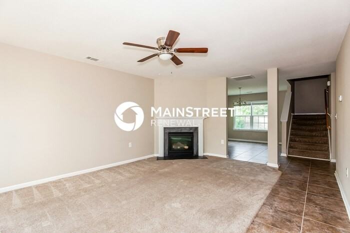 701 Waterlemon Way - Photo 4 of 16