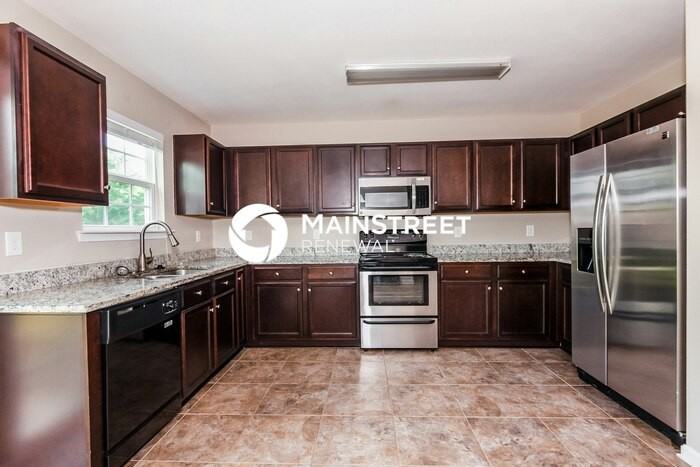 701 Waterlemon Way - Photo 6 of 16
