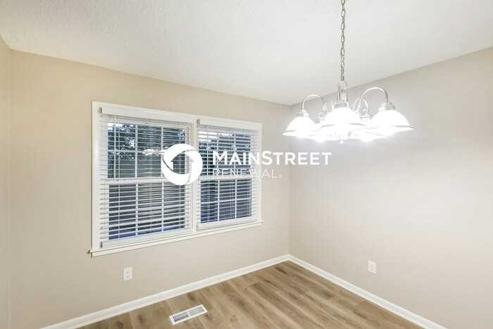 1820 Etowah St - Photo 7 of 17