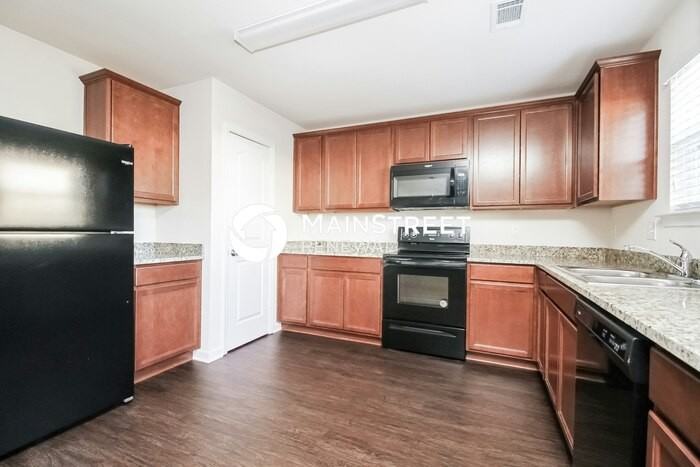 2614 Stinger Dr - Photo 6 of 17