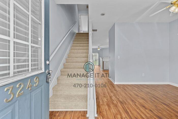 3249 Hidden Cove Cir - Photo 4 of 24