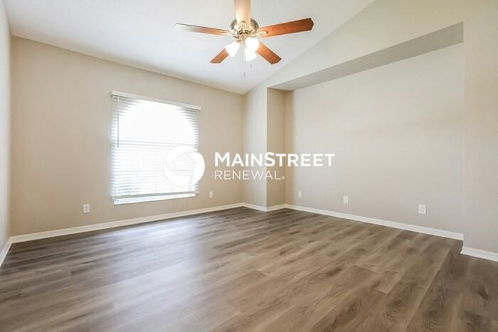4701 Brickell Dr - Photo 7 of 16