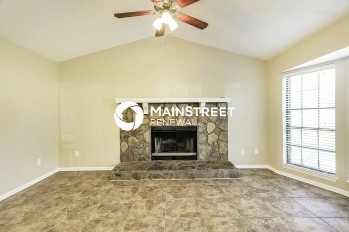 5002 Darlene Dr - Photo 5 of 16