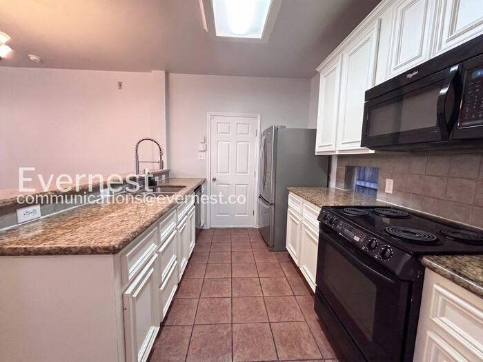 1625 Oneil St - Photo 7 of 25