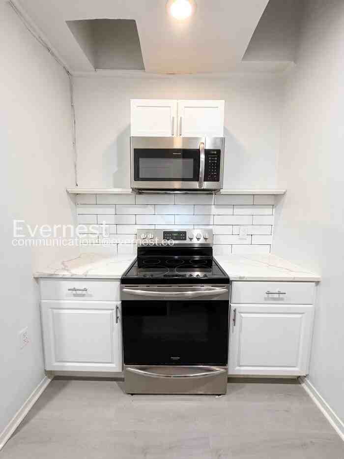 2440 Callow Ave #3rdFL - Photo 4 of 22