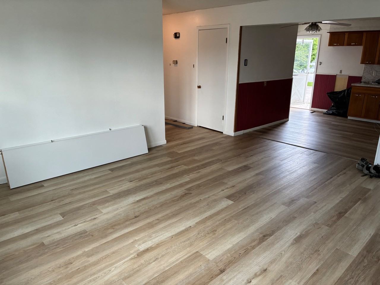 106 E Library St - Photo 6 of 16