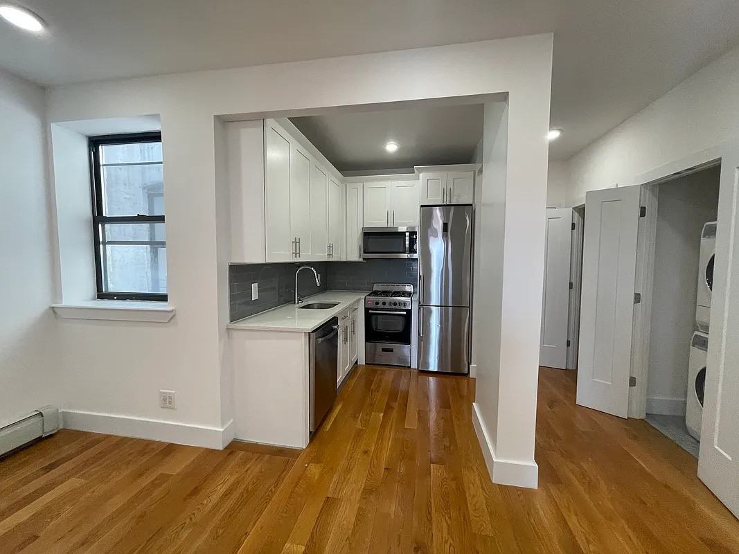 539 Lenox Avenue #4C - Photo 2 of 10