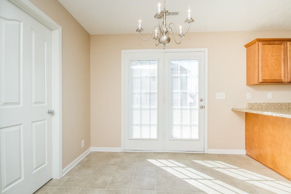 408 Glenmore Ct - Photo 7 of 15