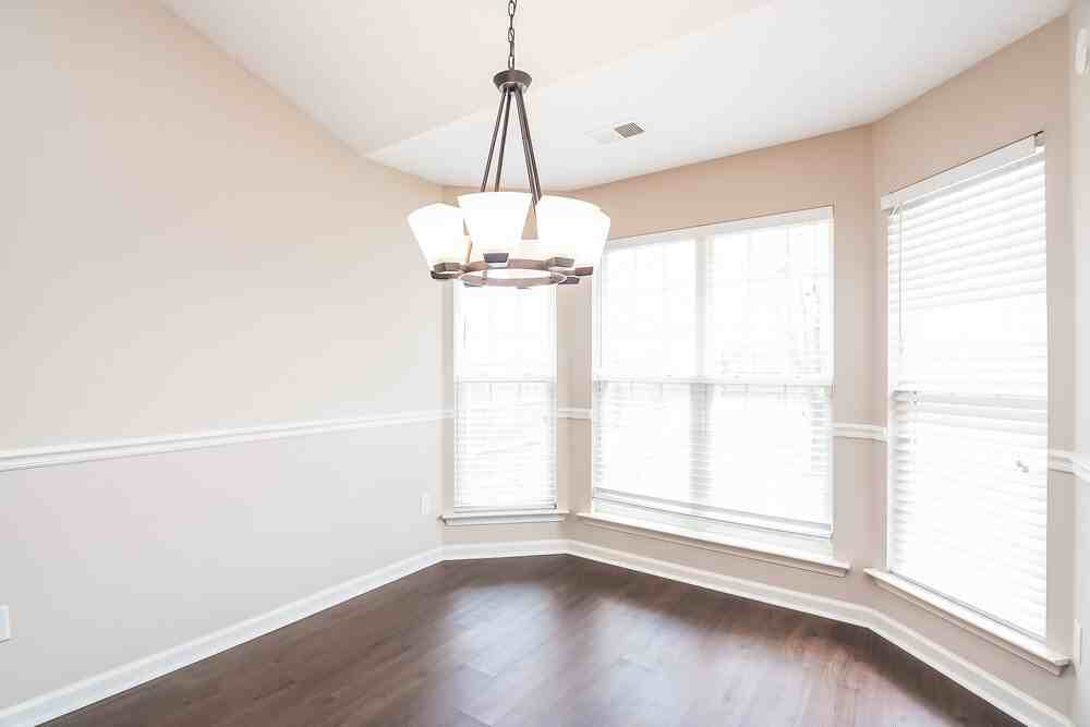 5444 Milton Ridge Dr - Photo 2 of 13