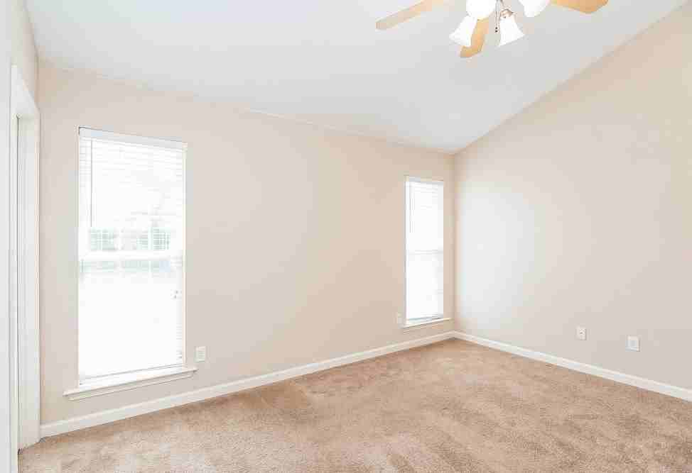 5444 Milton Ridge Dr - Photo 5 of 13