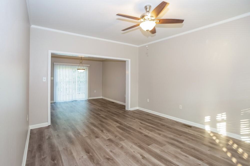 1042 Newfound Hollow Dr - Photo 4 of 15