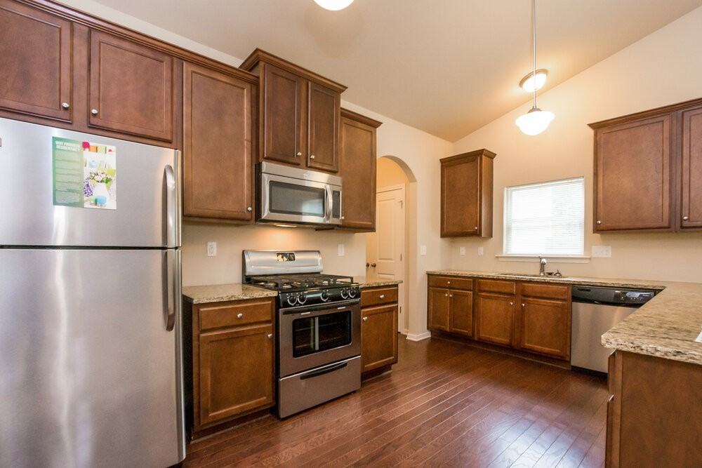 3503 Faulkland Ct Nw - Photo 4 of 14