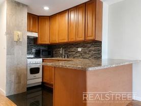 15038 Union Tpke #3B - Photo 1 of 1