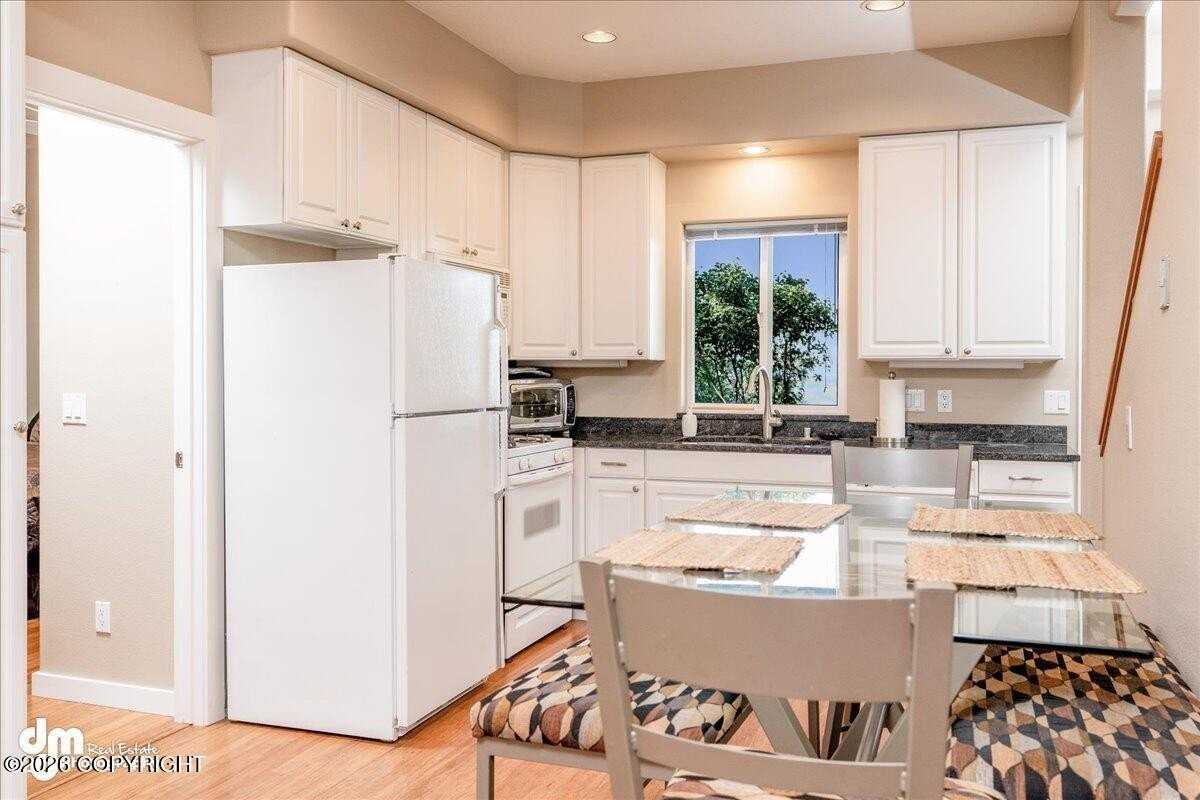16440 Chasewood Ln - Photo 6 of 24