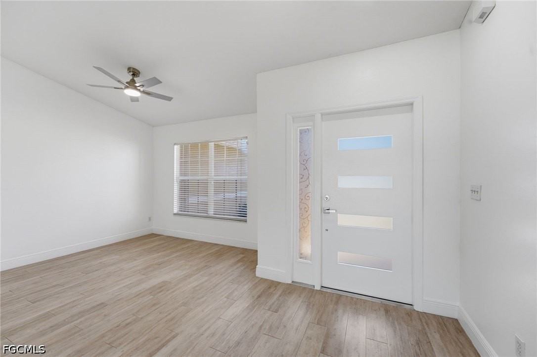 1309 Sw 29th St - Photo 4 of 23