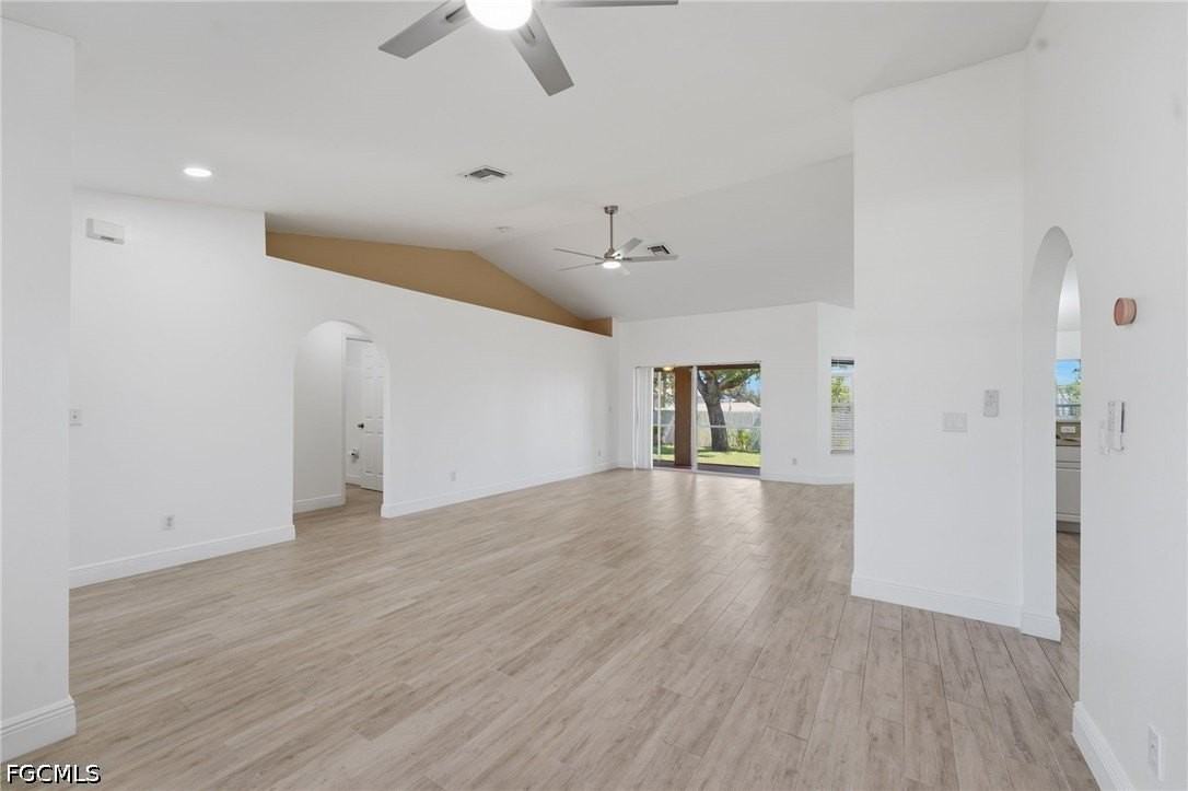 1309 Sw 29th St - Photo 5 of 23