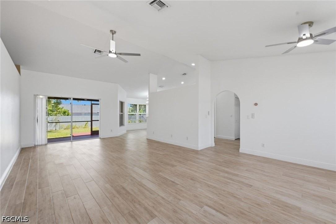 1309 Sw 29th St - Photo 6 of 23