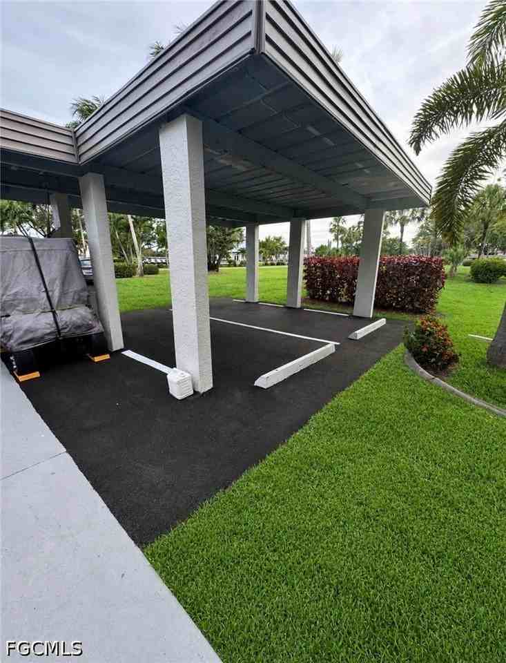 5765 Trailwinds Dr #111 - Photo 4 of 16