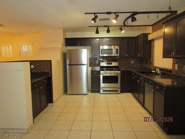 3822 King Palm Ave - Photo 4 of 22