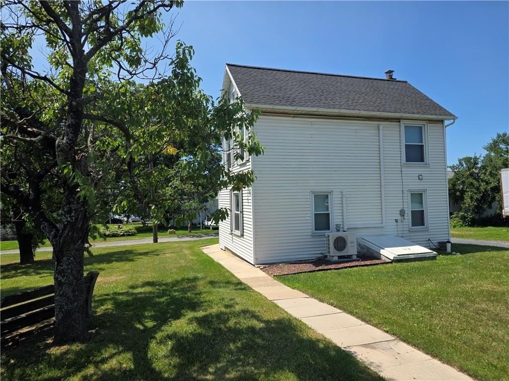 5166 Springmill Rd - Photo 2 of 29