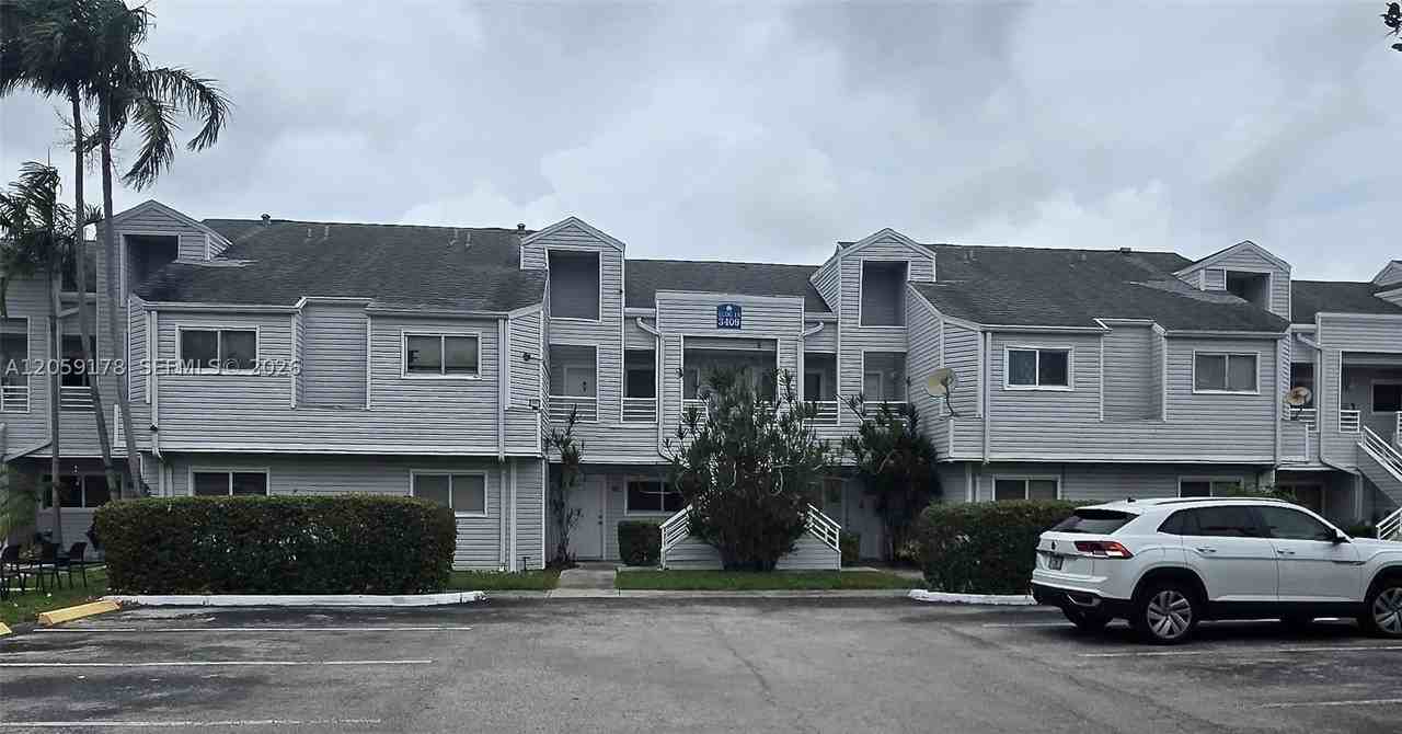 3409 Nw 44th St #201 - Photo 2 of 25