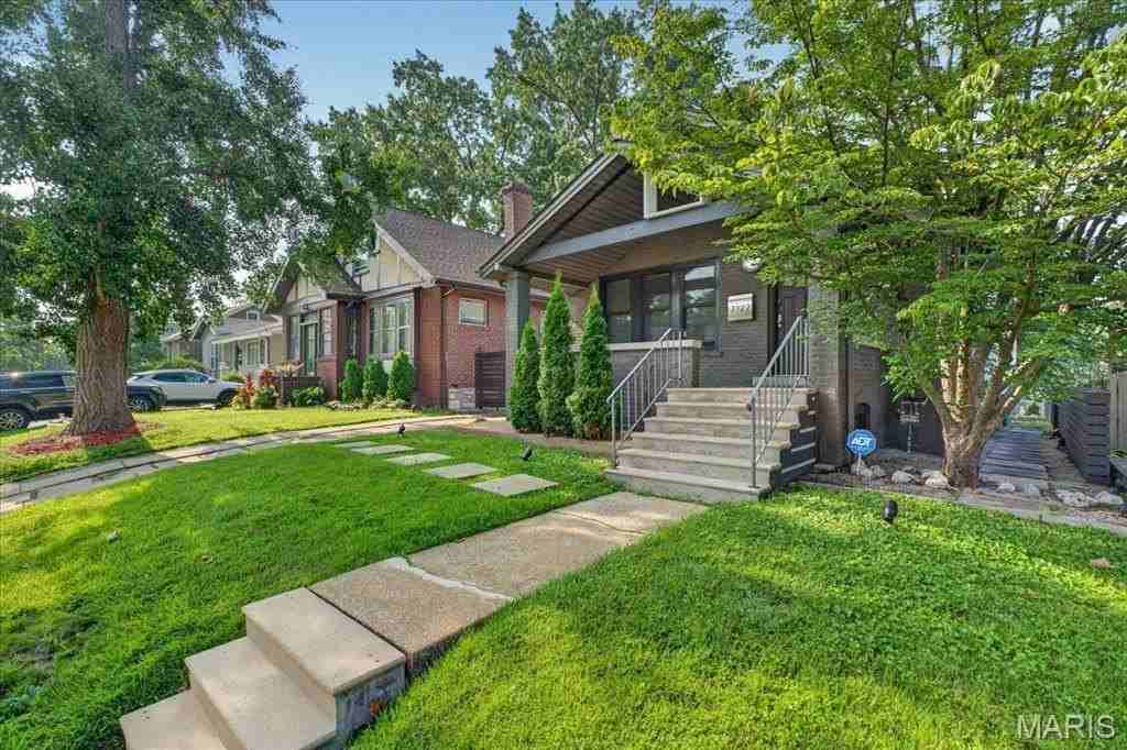 7122 Nashville Ave - Photo 3 of 50