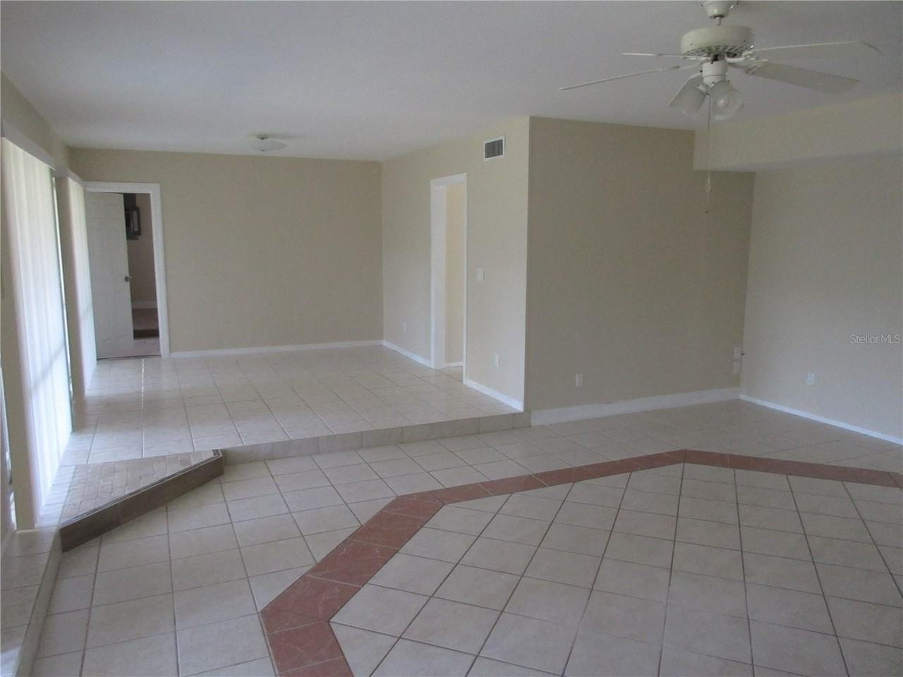 1275 Price Cir Nw - Photo 4 of 12