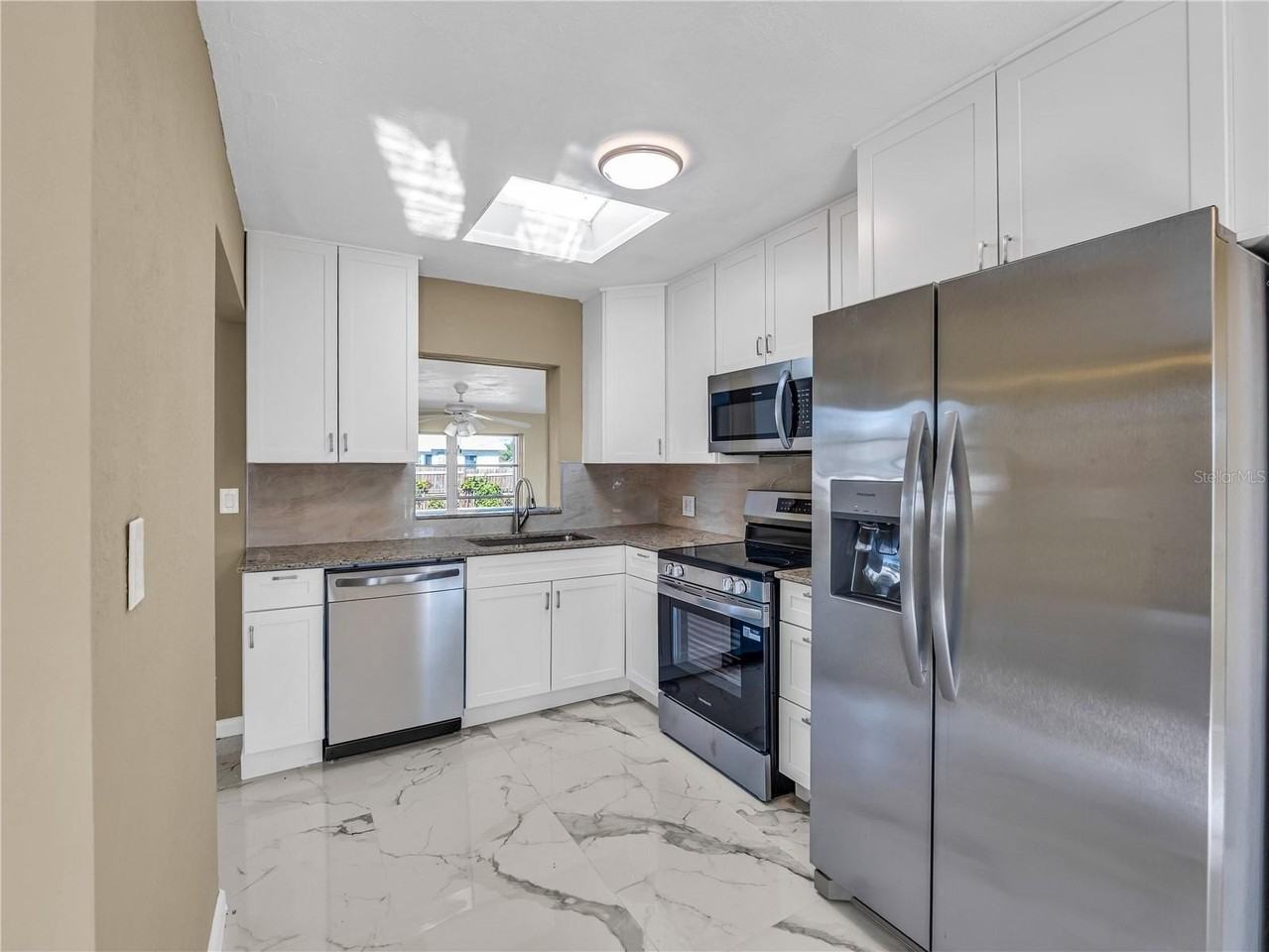 640 Dalton Blvd - Photo 6 of 28