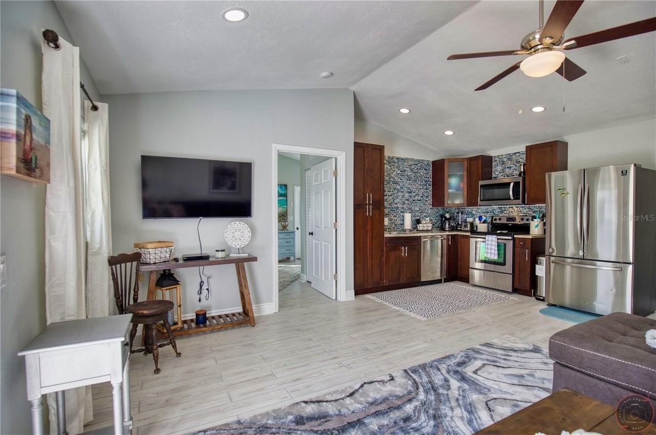 5042 Linda St #A - Photo 5 of 22