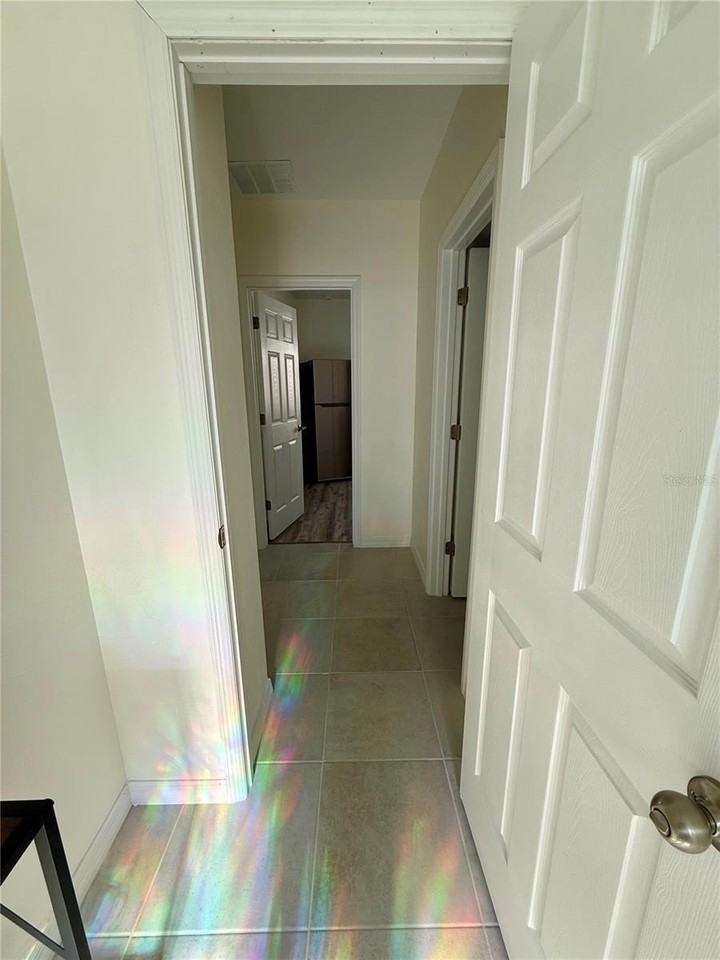 1478 Sea Glass Rd - Photo 3 of 11