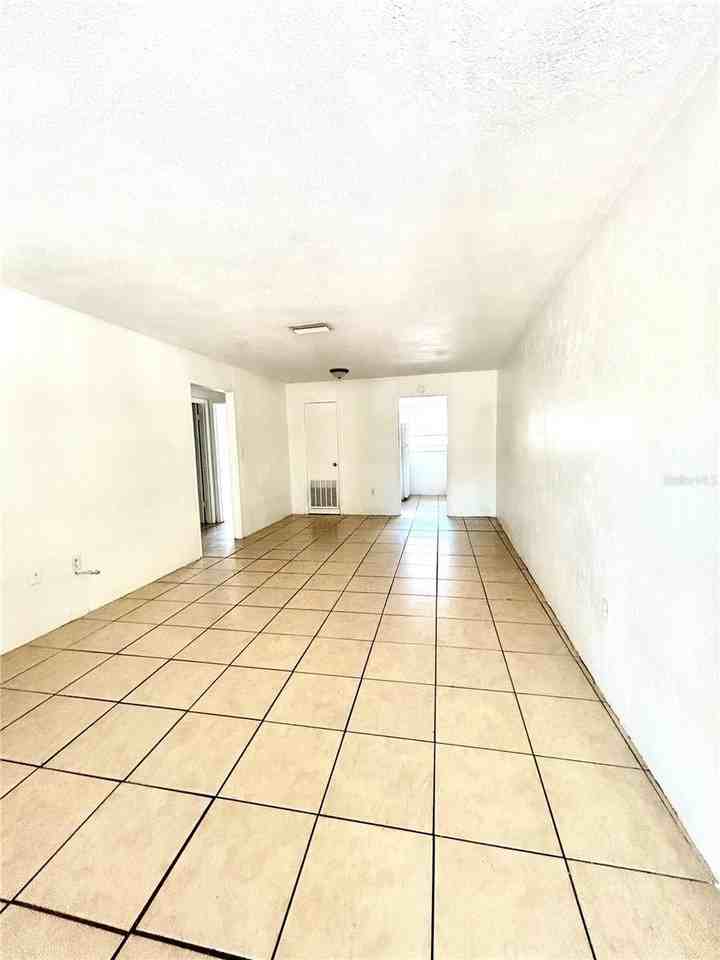 1217 Kennedy Rd #06 - Photo 2 of 9