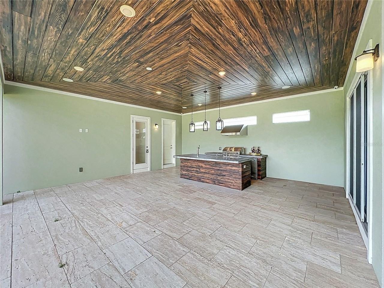 13450 Gabor Ave - Photo 2 of 19
