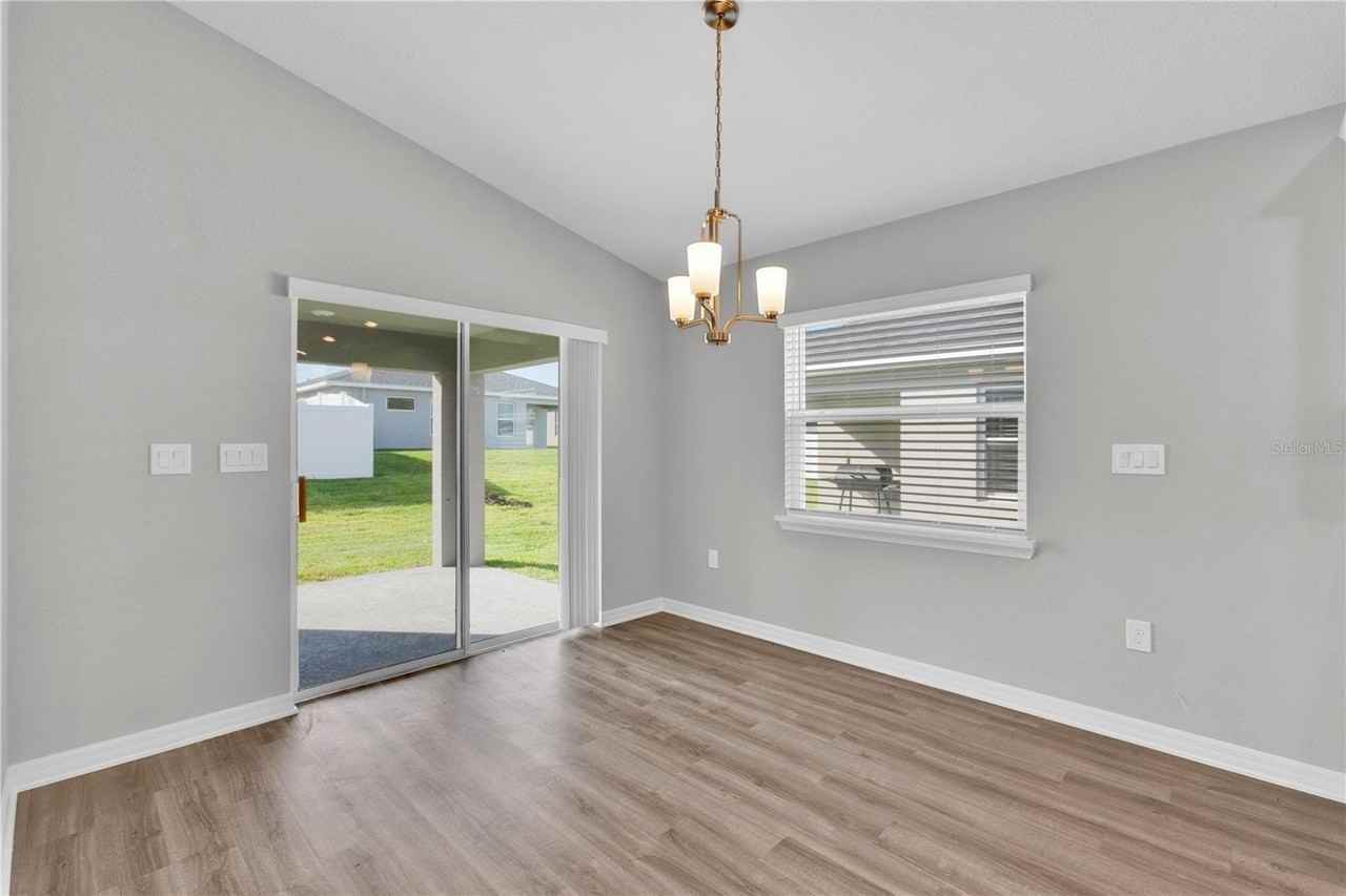 1823 Brisbane Pl - Photo 4 of 12