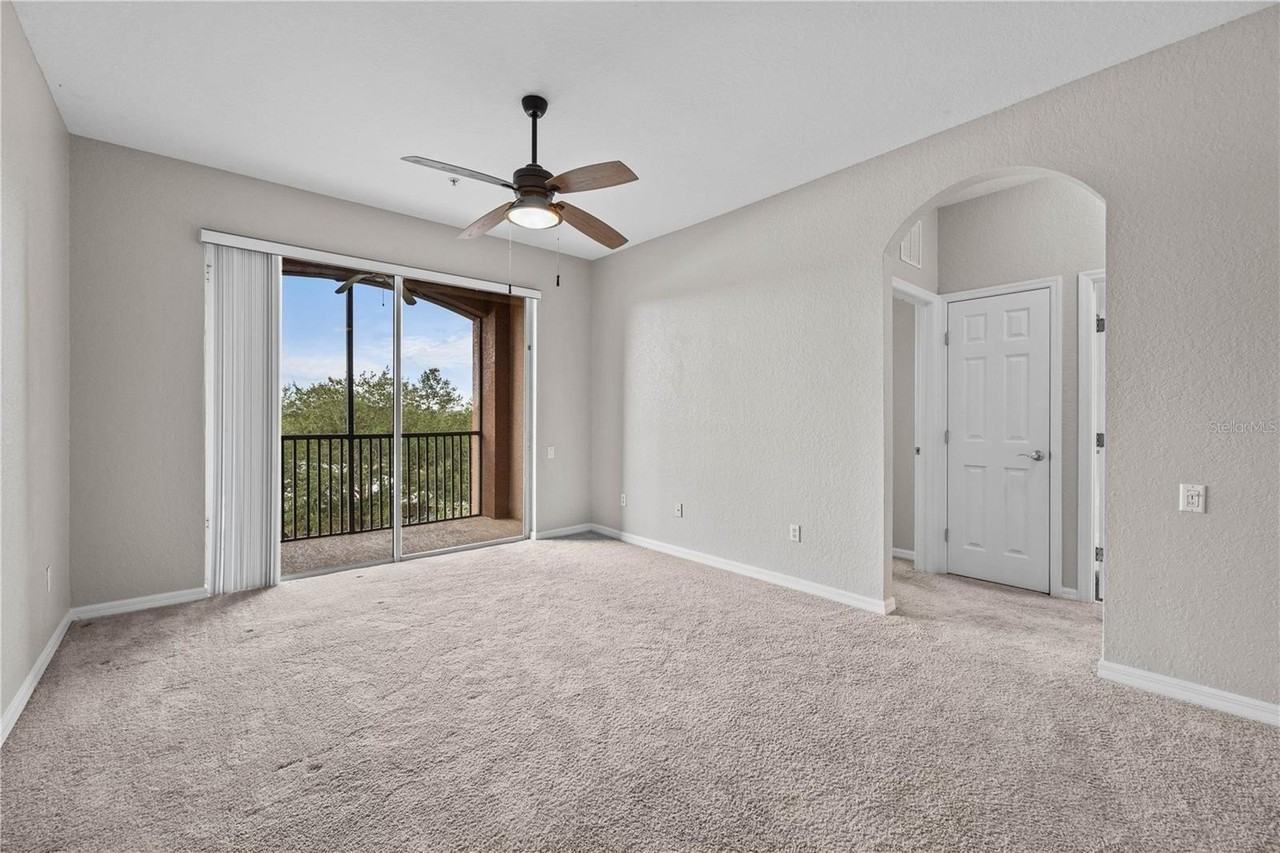 1351 Venezia Ct #301 - Photo 7 of 22