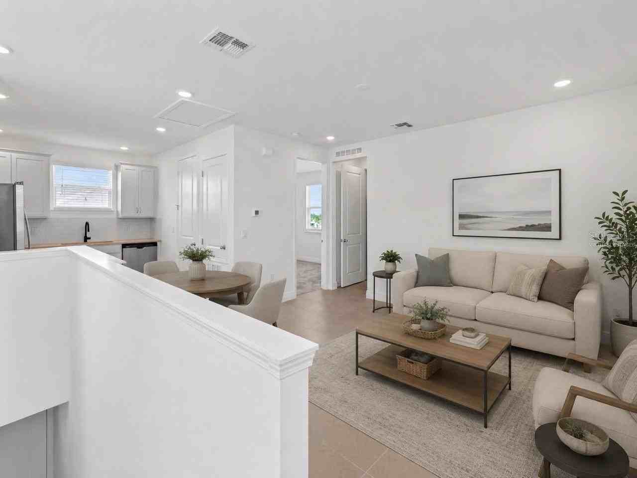 9711 Undset Aly - Photo 2 of 18