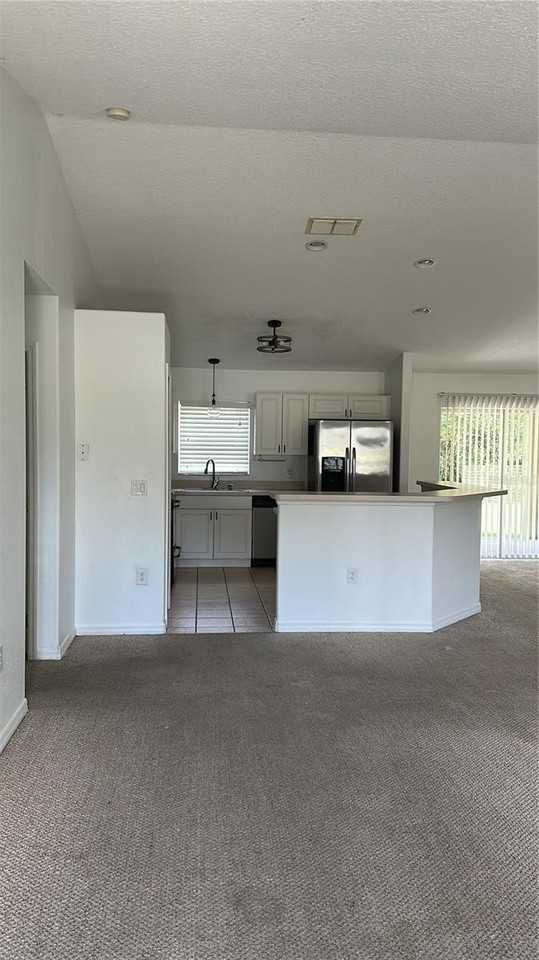 2149 N Normandy Blvd - Photo 4 of 11