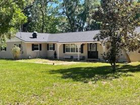 1231 Se 40th Ct - Photo 1 of 1