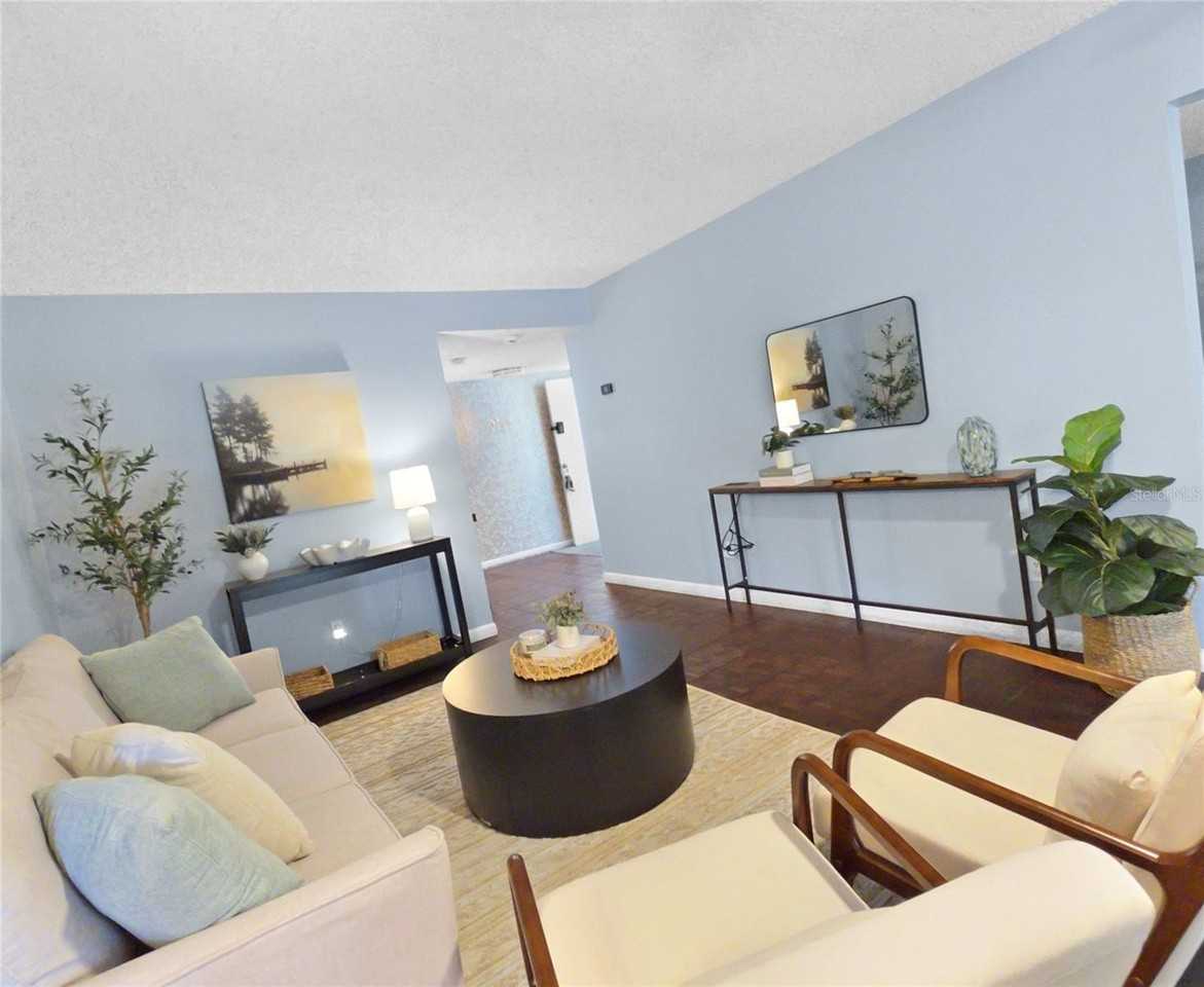 553 Fairways Cir #B - Photo 3 of 23