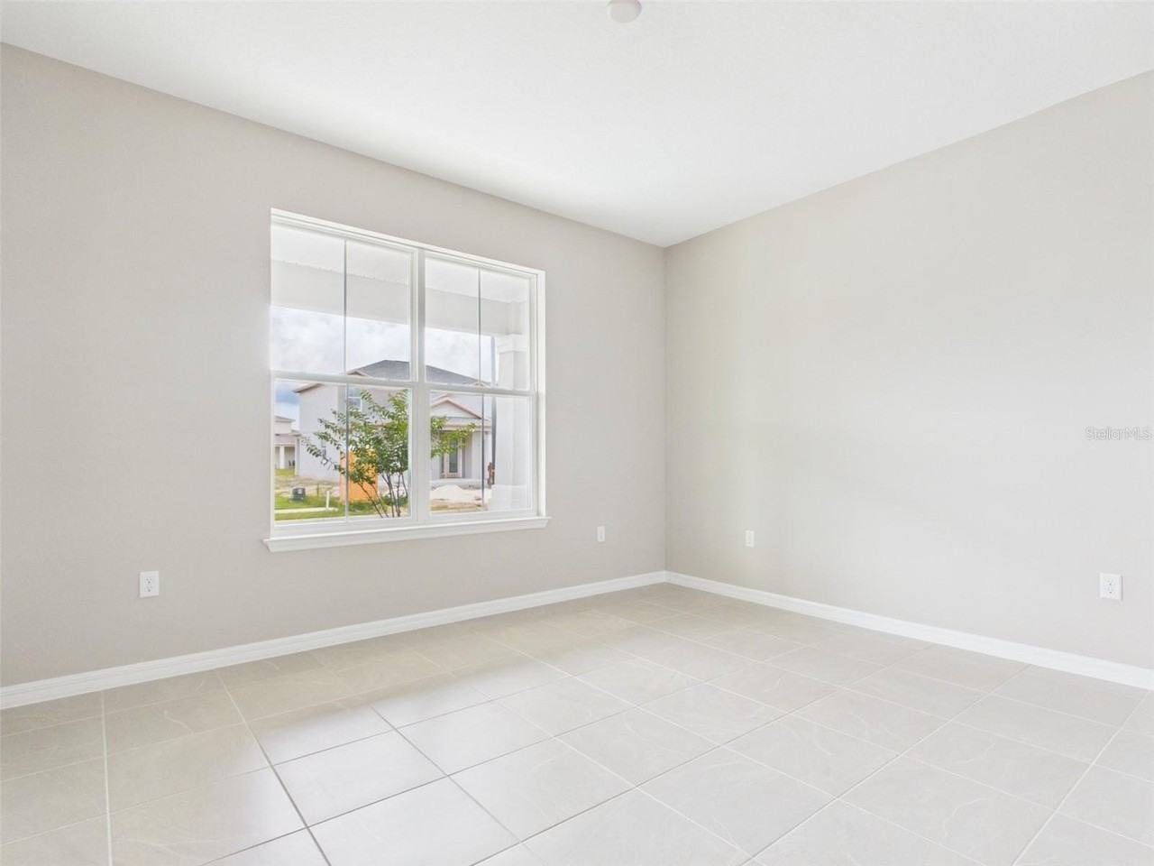 5717 Sw 71st Ct - Photo 6 of 42
